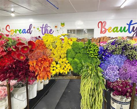 how much are flowers wholesale